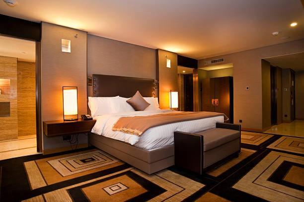 Lavish Living Villa Varanasi Bagian luar foto