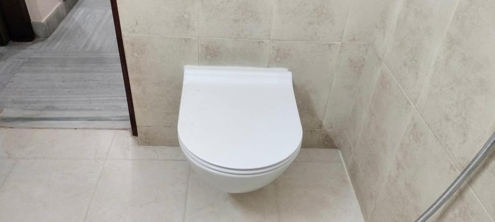 Lavish Living Villa Varanasi Bagian luar foto