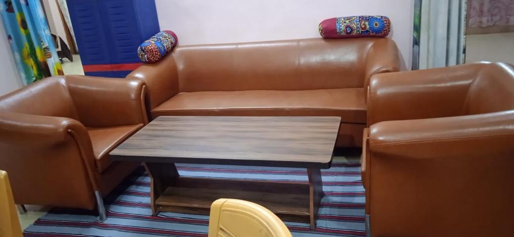 Lavish Living Villa Varanasi Bagian luar foto
